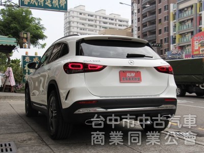 ⭕23年⭕全網最低價✅AMG✅四輪傳動✅239跟車✅多光束頭燈✅全景天窗✅雙記憶座椅⭕新車利率✅未領牌