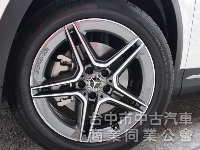 ⭕23年⭕全網最低價✅AMG✅四輪傳動✅239跟車✅多光束頭燈✅全景天窗✅雙記憶座椅⭕新車利率✅未領牌