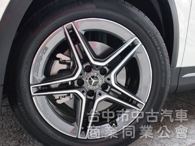 ⭕23年⭕全網最低價✅AMG✅四輪傳動✅ACC跟車✅多光束頭燈✅全景天窗✅雙記憶座椅⭕新車利率✅未領牌