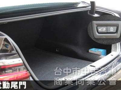 ⭕正2022年✅小改款頭尾燈✅氣壓懸吊✅5AU智慧輔助駕駛✅HK音響環艙氣氛燈✅ 駕駛模式切換✅ 盲點✅菱格紋內裝座椅