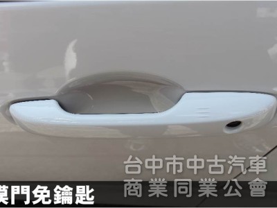  正2025出廠全台最低價⭕全車原漆原鈑件✅油電版✅實車實價刊登✅原廠保固中⭕摸門免鑰匙✅盲點偵測⭕新車利率⭕可全貸