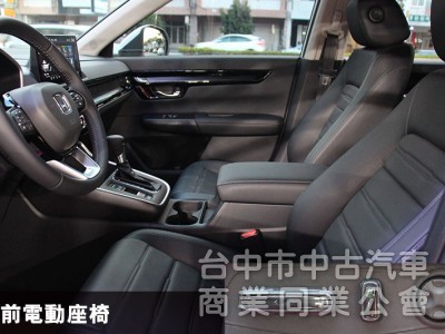 ⭕正25年出廠S版⭕僅跑6000根本就是新車⭕全車原漆原鈑件✅可全額貸✅新車利率✅電尾門⭕LV2跟車⭕盲點偵測⭕電動椅