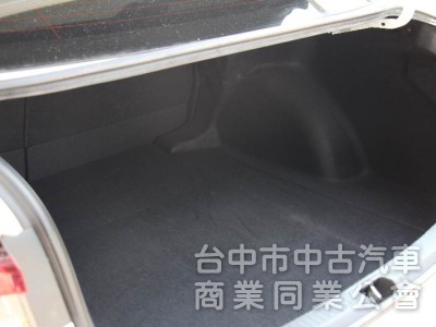 ⭕正25年出廠⭕油電豪華版✅無線CARPLAY✅倒車顯影✅盲點偵測✅全套免鑰匙✅全車原鈑件⭕全額貸⭕新車利率⭕原廠保固