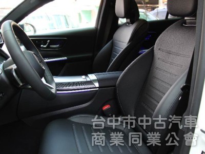 ⭕正25年全新車⭕市場大滿配✅通風加熱椅✅P20輔助駕駛✅夜色套件✅多光束✅抬顯✅360環景⭕新車利率⭕未領牌保固7年