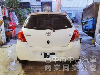 2010年 Yaris G版 恆溫，皮椅，可認證，月付3999