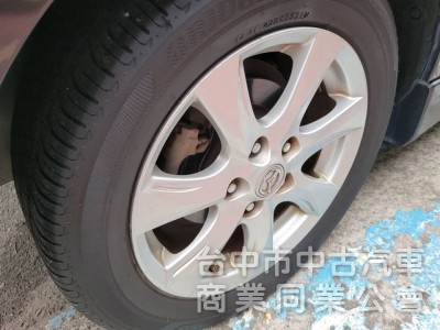 2010 馬三 2.0L 五門 一手車，ikey，恆溫，皮椅，定速，操控佳，動力強。