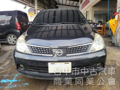 2012 年 Tiida 踢打 五門 1.8cc 免持鑰匙，恆溫，黑內裝，沙發座椅，舒適座椅，魔術大空間。