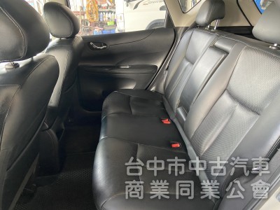Nissan Tiida 2013款 Tiida 銀色