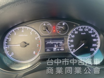 Nissan Tiida 2013款 Tiida 銀色