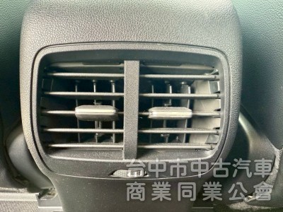 原廠保固  ikey  摸門  acc跟車定速   盲點偵測  電尾門  360影音系統  全景天窗 