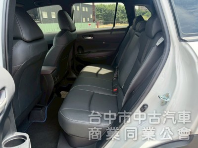 正2025年原廠保固中跑8千公里  ikey  摸門  acc跟車系統  恆溫 行車偏移  後做出風口  