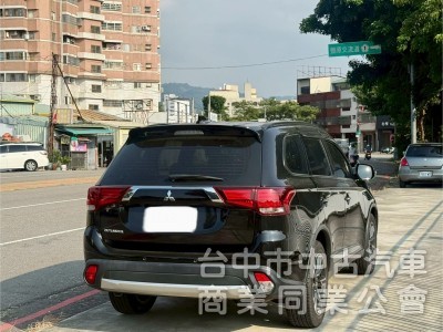 acc跟車系統  恆溫 行車偏移  後做出風口  