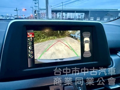 BMW 218D 五人座 柴油引擎 配備: ikey 摸門 定速 電動椅 倒車影像  後座出風口  