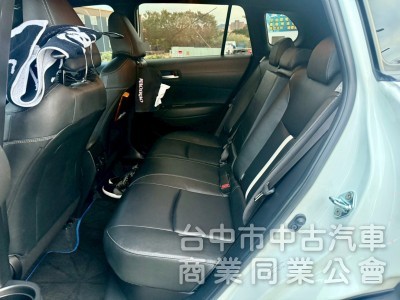 C.C GR 油電版 一手車 原廠保養 保固中 ACC跟車 車道置中 盲點 影音 升級鋁圈 碟盤 避震 拉桿