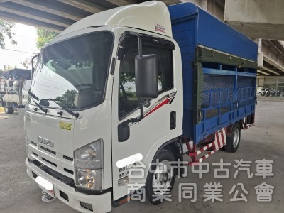 2020年ISUZU  