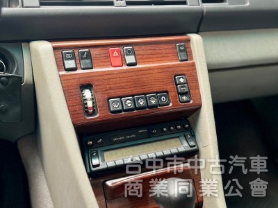 1986．BENZ．300E．綠色