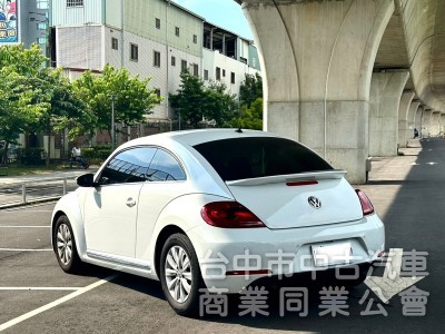 2014．VW．Beetle．白色