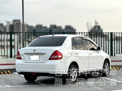 2013・Nissan・Tiida 4D・里程18.4萬