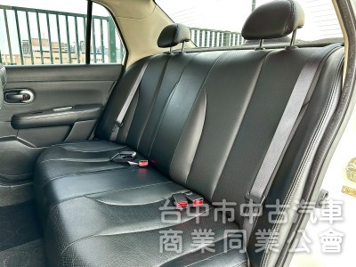 2013・Nissan・Tiida 4D・里程18.4萬