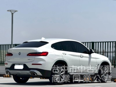 2022・BMW・X4・里程2.2萬