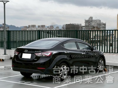 2015 Elantra 里程23萬