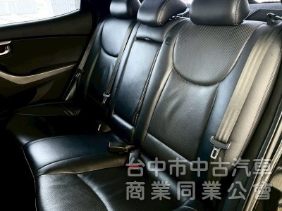 2015 Elantra 里程23萬
