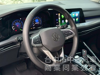 2023 Golf Variant 里程4.5萬