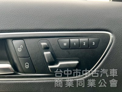 2015 A180 里程18.4萬 