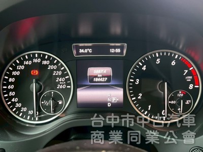 2015 A180 里程18.4萬 
