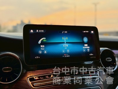 2021 V220d 里程6.3萬