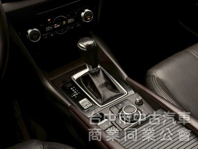 2018 Mazda3 里程10萬