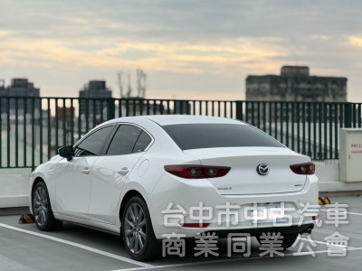 2024 Mazda3 里程1.6萬