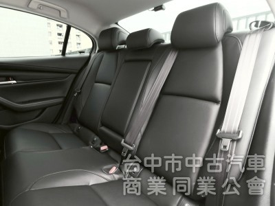 2024 Mazda3 里程1.6萬