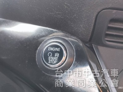 2015年FORD KUGA2.0旗艦版 新車價119.8萬 年前特惠價 原漆原版件.挑戰全台最便宜.全景天窗.