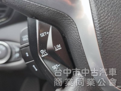 2015年FORD KUGA2.0旗艦版 新車價119.8萬 年前特惠價 原漆原版件.挑戰全台最便宜.全景天窗.
