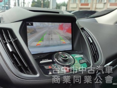 2015年FORD KUGA2.0旗艦版 新車價119.8萬 年前特惠價 原漆原版件.挑戰全台最便宜.全景天窗.