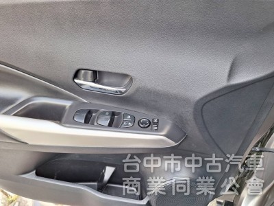 2019年式KICKS智型旗艦版.新車價81.5萬.福鎔汽車新上架.特別優惠40.8萬.僅此一部.快來搶購...