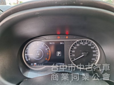 2019年式KICKS智型旗艦版.新車價81.5萬.福鎔汽車新上架.特別優惠40.8萬.僅此一部.快來搶購...