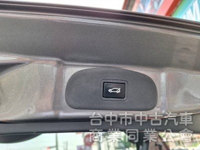 2019年式KICKS智型旗艦版.新車價81.5萬.福鎔汽車新上架.特別優惠40.8萬.僅此一部.快來搶購...