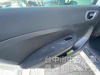 2005年式 PEUGEOT 307SW 2.0 稀有法式七人座轎旅車 定速系統 電動天窗 恆溫空調 便宜代步車首選