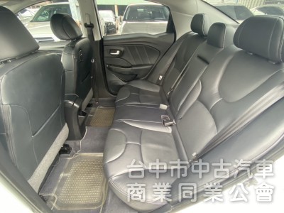 2016年 Luxgen  S3  1.6L 尊爵型 原鈑件 環景 定速 恆溫  倒車顯影 舒適安全 小資族首選代步款
