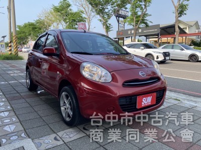 2018年 Nissan  March  1.5cc 傳奇版 原鈑件 外型圓潤可愛 小巧靈活 寬敞空間 最貼心的都市小車