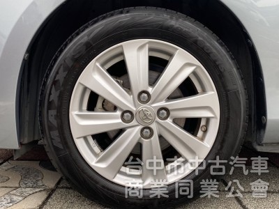 2018年式 TOYOTA  YARIS  1.5cc 豪華+版   I-KEY  影音螢幕 省油 空間大 熱門掀背車款