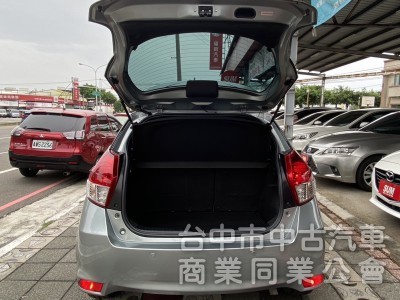 2018年式 TOYOTA  YARIS  1.5cc 豪華+版   I-KEY  影音螢幕 省油 空間大 熱門掀背車款