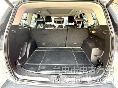 2013年 FORD KUGA 1.6 時尚經典型 原鈑件 全景天窗 電尾門 渦輪增壓 舒適與安全性兼具運動休旅