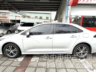 2021 TOYOTA  Altis 1.8 經典型 僅跑3萬公里 ACC跟車 定速 車道偏離 漂亮認證車 經典不敗神A