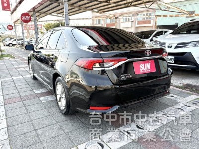 2022年 Toyota Altis 1.8 豪華型 僅跑1萬公里 原廠保固中 原鈑件 ACC 恆溫 定速 國產熱銷車款