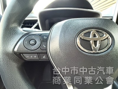 2022年 Toyota Altis 1.8 豪華型 僅跑1萬公里 原廠保固中 原鈑件 ACC 恆溫 定速 國產熱銷車款