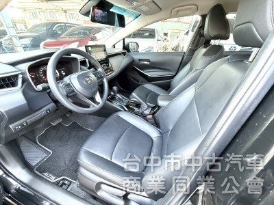 2022年 Toyota Altis 1.8 豪華型 僅跑1萬公里 原廠保固中 原鈑件 ACC 恆溫 定速 國產熱銷車款
