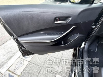 2022年 Toyota Altis 1.8 豪華型 僅跑1萬公里 原廠保固中 原鈑件 ACC 恆溫 定速 國產熱銷車款